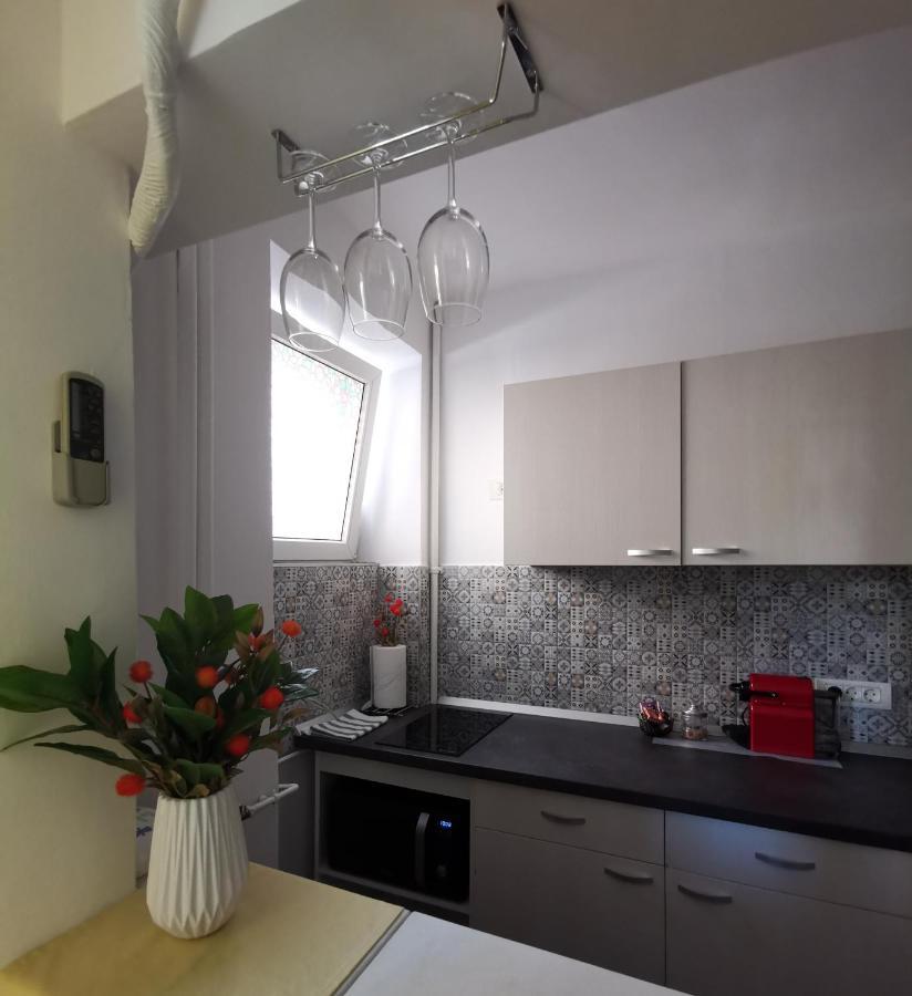 Sunset Bucharest Apartment Ngoại thất bức ảnh
