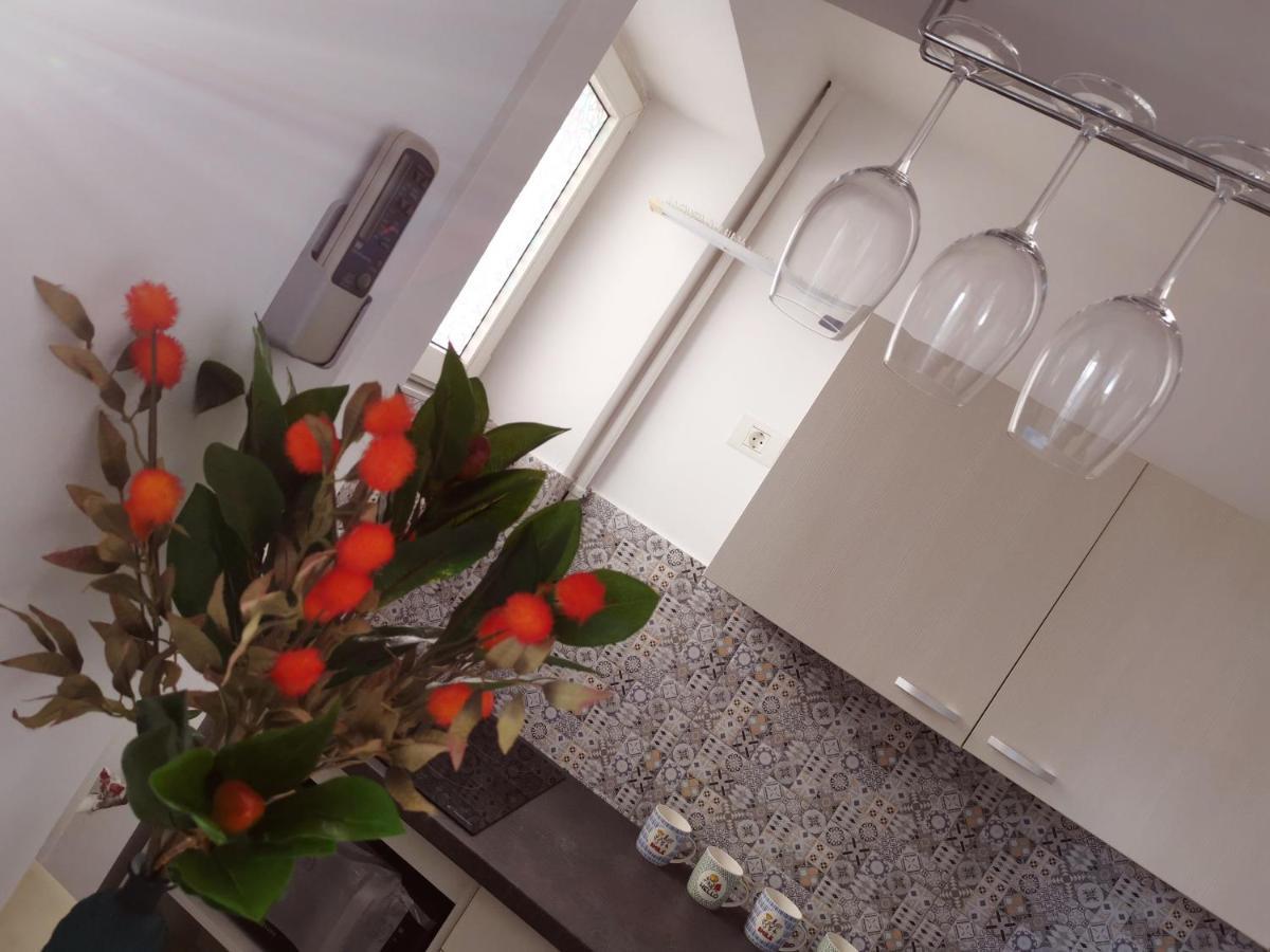 Sunset Bucharest Apartment Ngoại thất bức ảnh