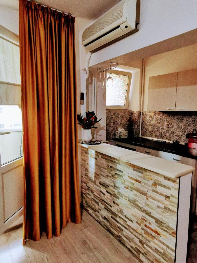 Sunset Bucharest Apartment Ngoại thất bức ảnh